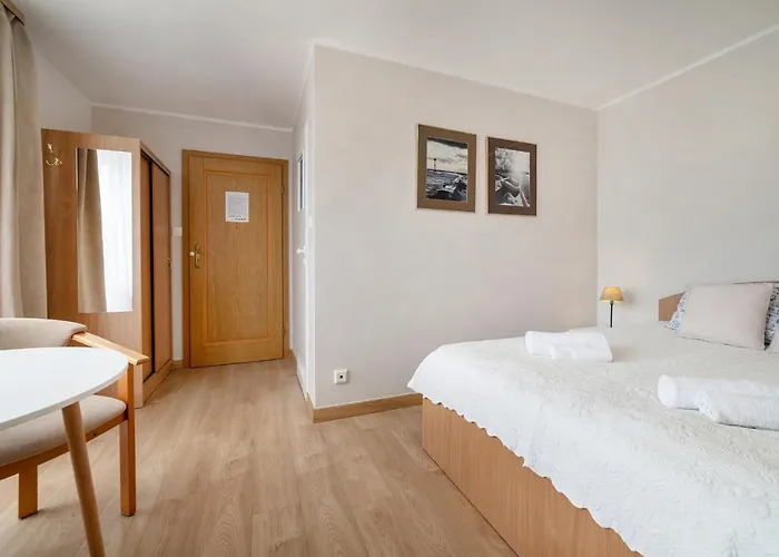 Nord Bis 民宿 亚斯塔尔尼亚