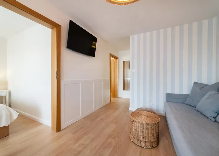 Nord Bis 民宿 亚斯塔尔尼亚